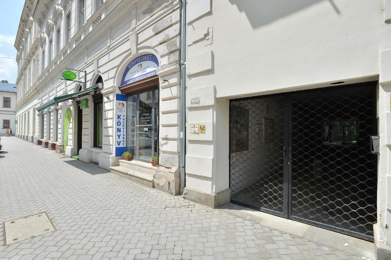 Netta Apartmán Eger